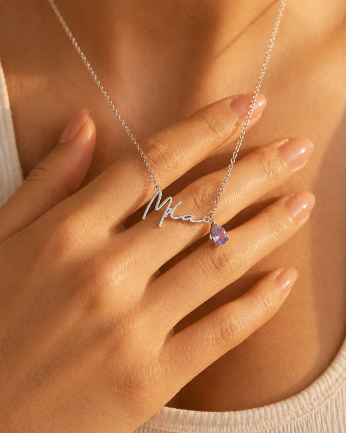 Evora Necklace